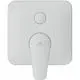 Wandmontierte Steuerarmatur von Ideal Standard mit einem Bedienknopf und zwei Farbcodes für Warm- und Kaltwasser. Klare einfache Form in einem minimalistischen Design.